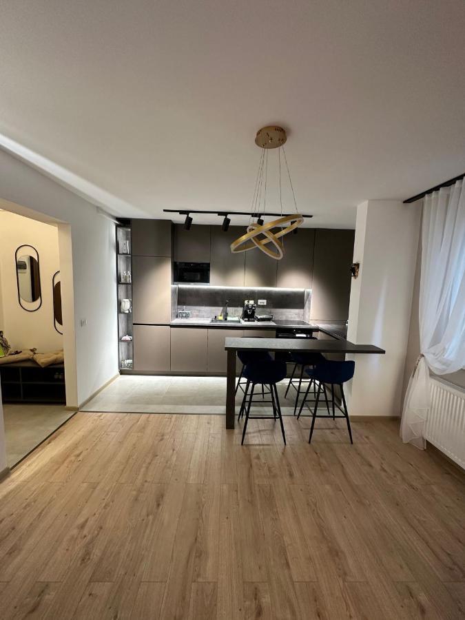 בראשוב Coresi Luxury Apartments מראה חיצוני תמונה